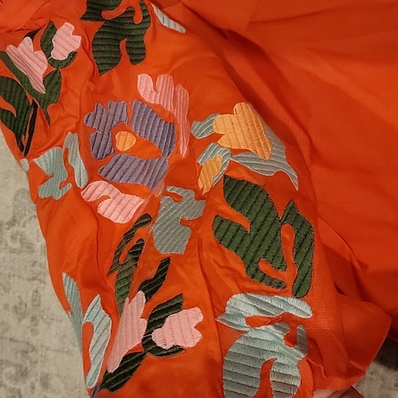 THML Elian Orange Floral Embroidered Blouse~Size Medium~NWT - Picture 7 of 7